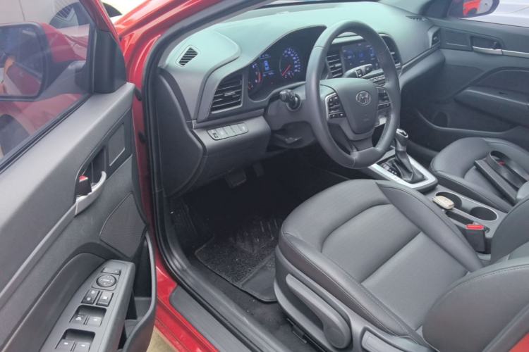 Used Hyundai Elantra (6th Generation / Lingdong) 2020 1.5L CVT Smart & Stylish – Elite Version Driver Seat