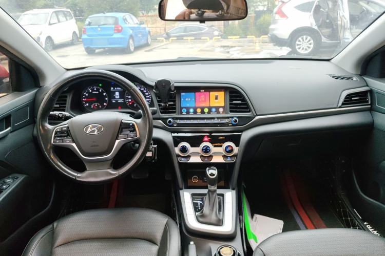 Used Hyundai Elantra (6th Generation / Lingdong) 2020 1.5L CVT Smart & Stylish – Elite Version Interior 2