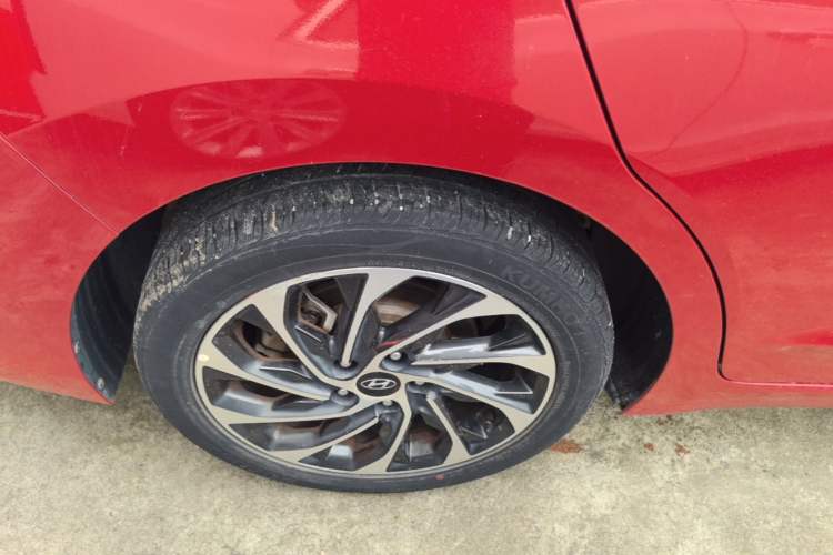 Used Hyundai Elantra (6th Generation / Lingdong) 2020 1.5L CVT Smart & Stylish – Elite Version Right Rear Wheel Hub