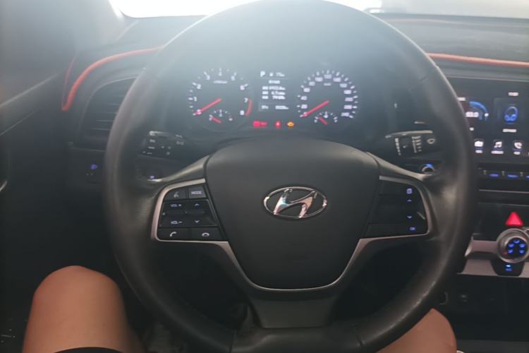 Used Hyundai Elantra (6th Generation / Lingdong) 2020 1.5L CVT Smart & Stylish – Elite Version Steering Wheel