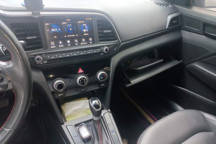 Used Hyundai Elantra (6th Generation / Lingdong) 2020 1.4T Dual-Clutch Xuan Dong · Dynamic Version Audio And AC Panel