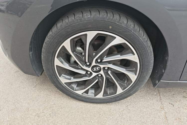 Used Hyundai Elantra (6th Generation / Lingdong) 2020 1.5L CVT Smart & Stylish – Elite Version Left Front Wheel Hub