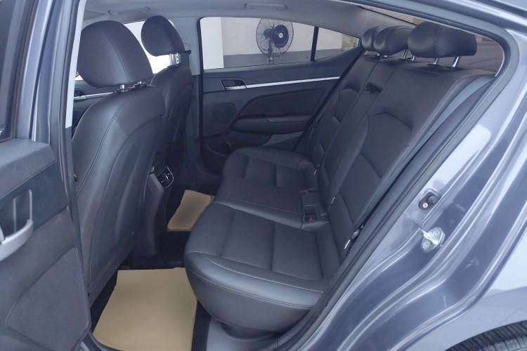 Used Hyundai Elantra (6th Generation / Lingdong) 2020 1.5L CVT Smart & Stylish – Elite Version Left Rear Seat