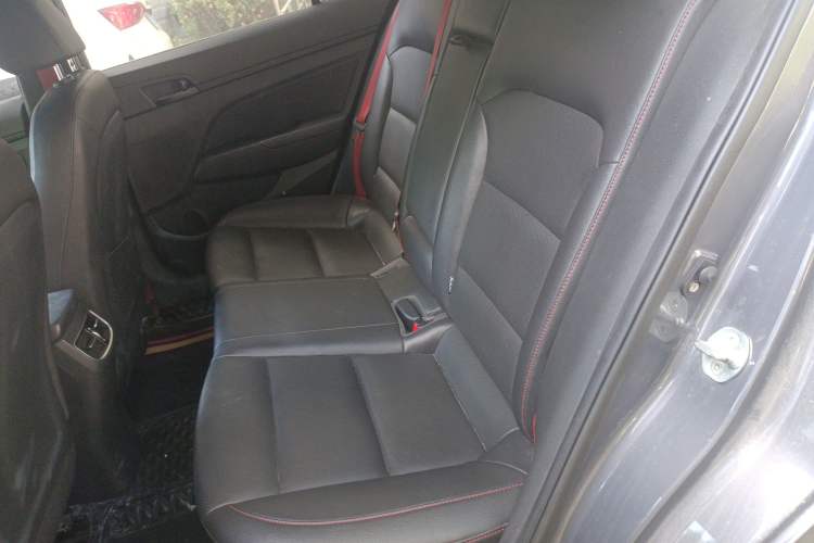 Used Hyundai Elantra (6th Generation / Lingdong) 2020 1.4T Dual-Clutch Xuan Dong · Dynamic Version Left Rear Seat