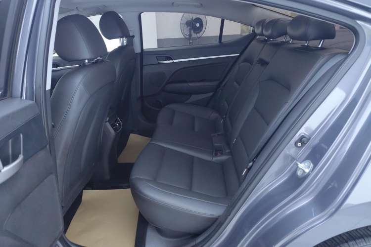 Used Hyundai Elantra (6th Generation / Lingdong) 2020 1.5L CVT Smart & Stylish – Elite Version Right Rear Seat