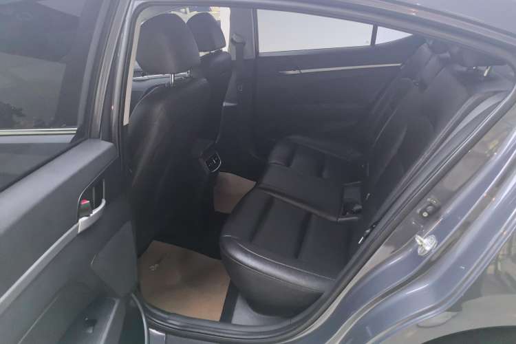 Used Hyundai Elantra (6th Generation / Lingdong) 2020 1.5L CVT Smart & Stylish – Elite Version Right Rear Seat