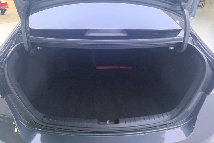 Used Hyundai Elantra (6th Generation / Lingdong) 2020 1.5L CVT Smart & Stylish – Elite Version Trunk