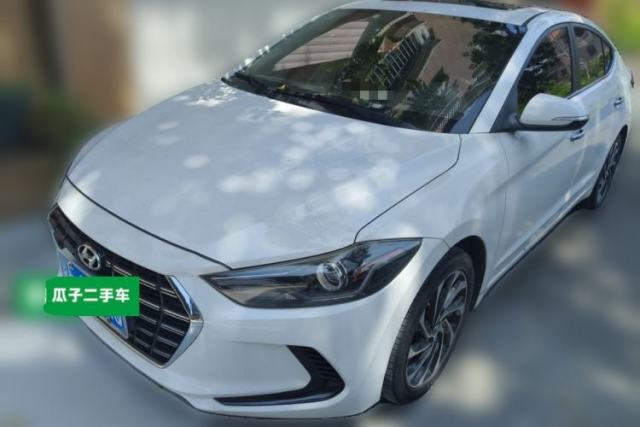 Hyundai Elantra (6th Generation / Lingdong) 2020 1.4T Dual-Clutch Xuan Dong · Dynamic Version usado