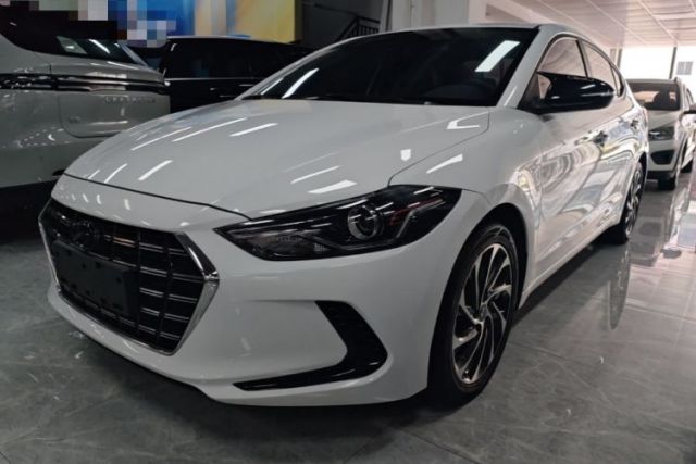 Ojetý Hyundai Elantra (6th Generation / Lingdong) 2020 1.5L CVT Smart & Stylish – Elite Version