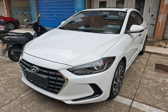 Używany Hyundai Elantra (6th Generation / Lingdong) 2020 1.4T Dual-Clutch Xuan Dong · Dynamic Version