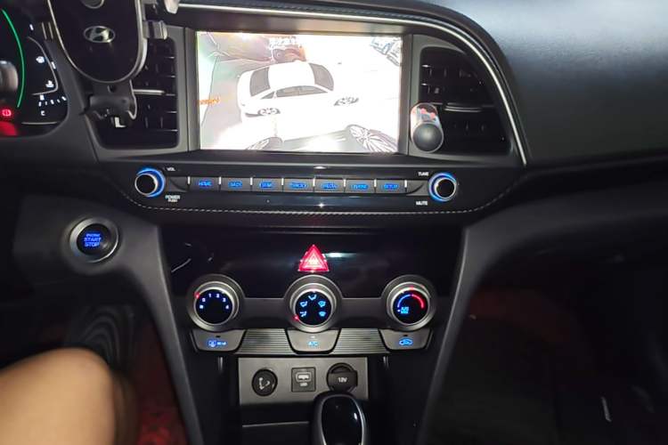 Used Hyundai Elantra (6th Generation / Lingdong) 2020 1.4T Dual-Clutch Xuan Dong · Dynamic Version Audio And AC Panel