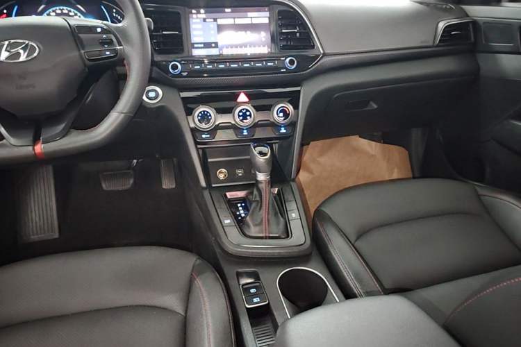 Used Hyundai Elantra (6th Generation / Lingdong) 2020 1.4T Dual-Clutch Xuan Dong · Dynamic Version Audio And AC Panel