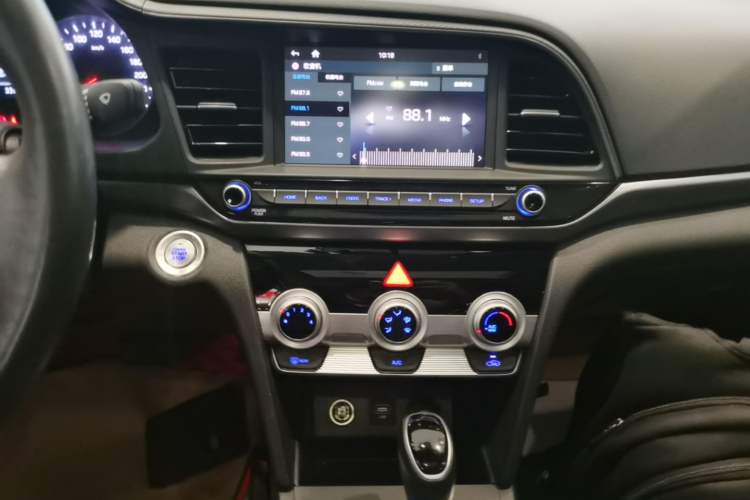 Used Hyundai Elantra (6th Generation / Lingdong) 2020 1.5L CVT Smart & Stylish – Elite Version Audio And AC Panel