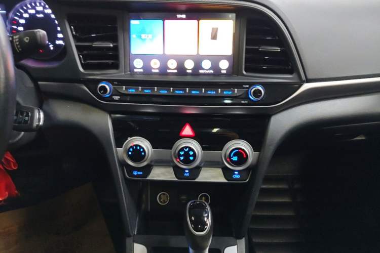 Used Hyundai Elantra (6th Generation / Lingdong) 2020 1.5L CVT Smart & Stylish – Elite Version Audio And AC Panel