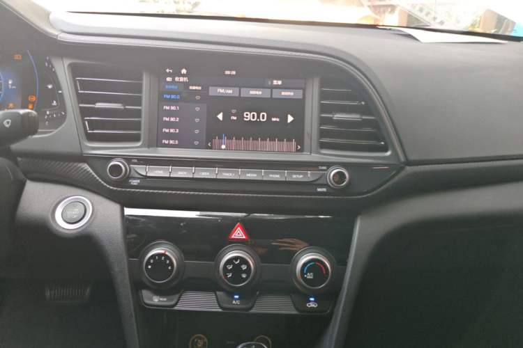 Used Hyundai Elantra (6th Generation / Lingdong) 2020 1.4T Dual-Clutch Xuan Dong · Dynamic Version Audio And AC Panel