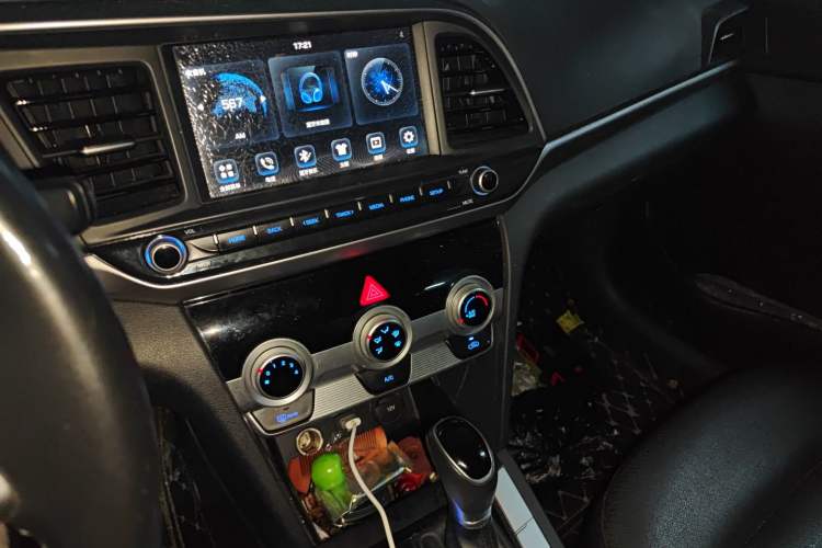Used Hyundai Elantra (6th Generation / Lingdong) 2020 1.5L CVT Smart & Stylish – Elite Version Audio And AC Panel