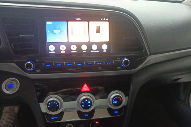 Used Hyundai Elantra (6th Generation / Lingdong) 2020 1.5L CVT Smart & Stylish – Elite Version Audio And AC Panel