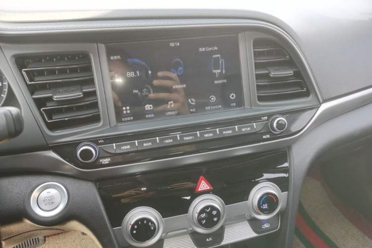 Used Hyundai Elantra (6th Generation / Lingdong) 2020 1.5L CVT Smart & Stylish – Elite Version Audio And AC Panel