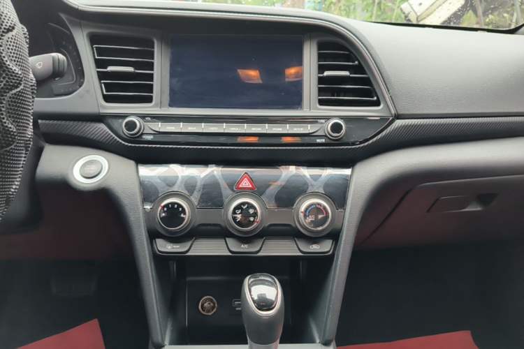 Used Hyundai Elantra (6th Generation / Lingdong) 2020 1.4T Dual-Clutch Xuan Dong · Dynamic Version Audio And AC Panel