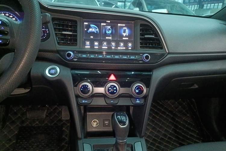 Used Hyundai Elantra (6th Generation / Lingdong) 2020 1.4T Dual-Clutch Xuan Dong · Dynamic Version Audio And AC Panel