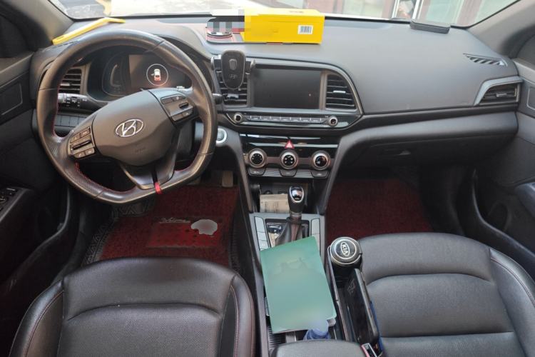 Used Hyundai Elantra (6th Generation / Lingdong) 2020 1.4T Dual-Clutch Xuan Dong · Dynamic Version Center Console