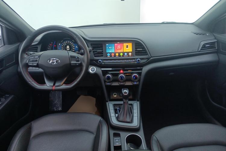 Used Hyundai Elantra (6th Generation / Lingdong) 2020 1.4T Dual-Clutch Xuan Dong · Dynamic Version Center Console