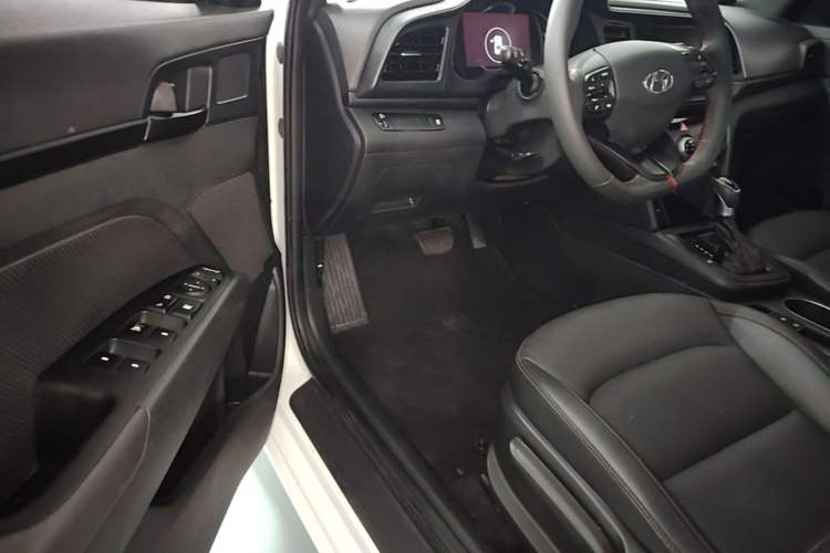 Used Hyundai Elantra (6th Generation / Lingdong) 2020 1.4T Dual-Clutch Xuan Dong · Dynamic Version Driver Seat