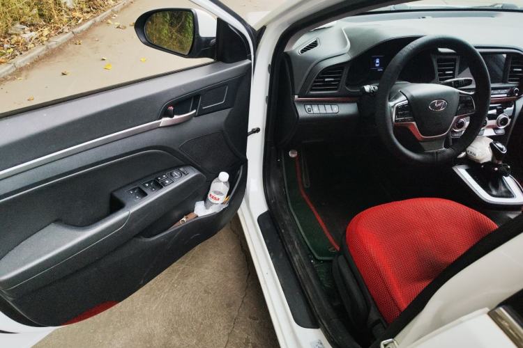 Used Hyundai Elantra (6th Generation / Lingdong) 2020 1.5L CVT Smart & Stylish – Elite Version Driver Seat
