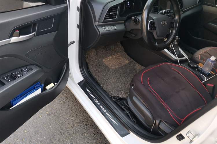 Used Hyundai Elantra (6th Generation / Lingdong) 2020 1.5L CVT Smart & Stylish – Elite Version Driver Seat