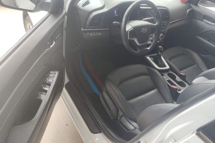 Used Hyundai Elantra (6th Generation / Lingdong) 2020 1.5L CVT Smart & Stylish – Elite Version Driver Seat