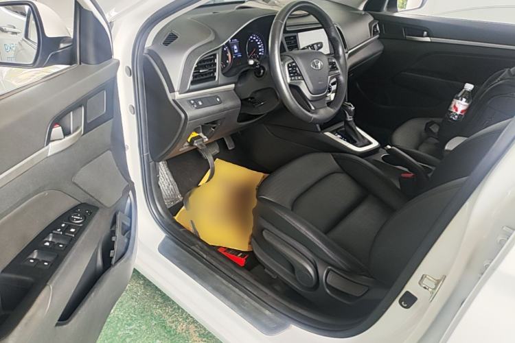 Used Hyundai Elantra (6th Generation / Lingdong) 2020 1.5L CVT Smart & Stylish – Elite Version Driver Seat