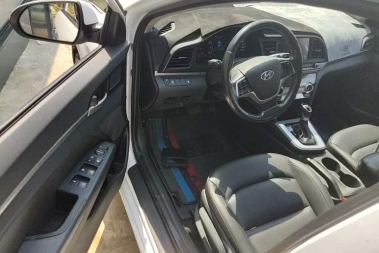 Used Hyundai Elantra (6th Generation / Lingdong) 2020 1.5L CVT Smart & Stylish – Elite Version Driver Seat