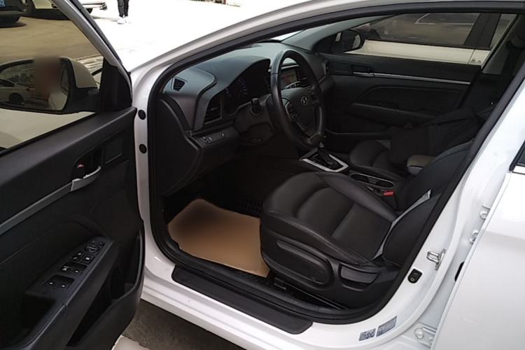 Used Hyundai Elantra (6th Generation / Lingdong) 2020 1.5L CVT Smart & Stylish – Elite Version Driver Seat