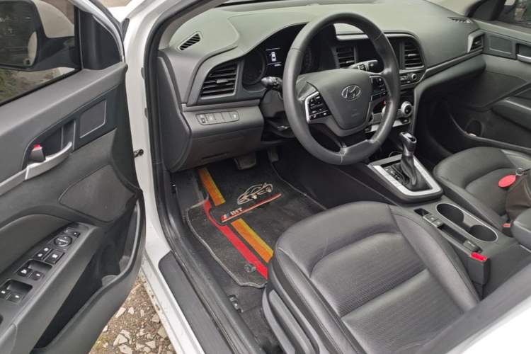 Used Hyundai Elantra (6th Generation / Lingdong) 2020 1.5L CVT Smart & Stylish – Elite Version Driver Seat
