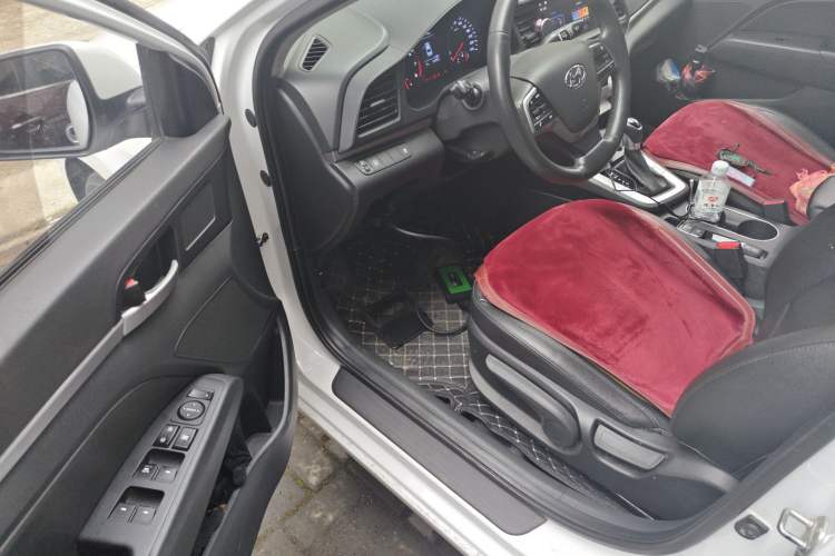 Used Hyundai Elantra (6th Generation / Lingdong) 2020 1.5L CVT Smart & Stylish – Elite Version Driver Seat