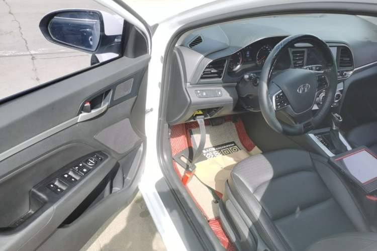 Used Hyundai Elantra (6th Generation / Lingdong) 2020 1.5L CVT Smart & Stylish – Elite Version Driver Seat