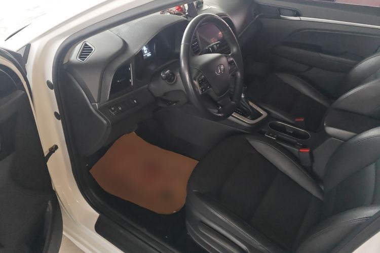 Used Hyundai Elantra (6th Generation / Lingdong) 2020 1.5L CVT Smart & Stylish – Elite Version Driver Seat