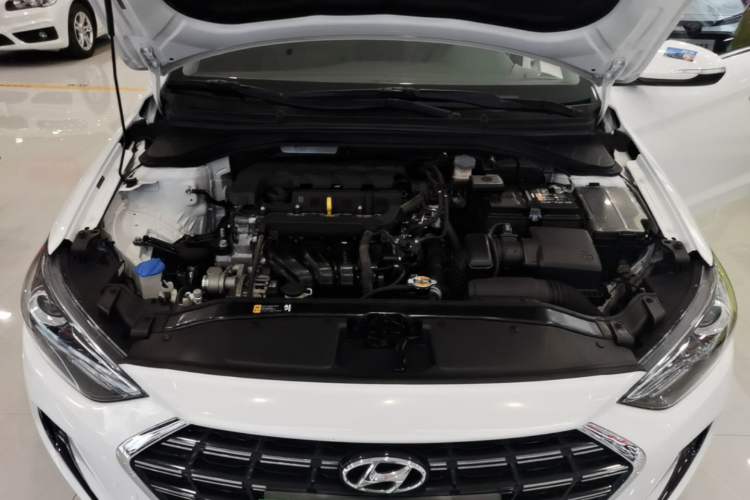 Used Hyundai Elantra (6th Generation / Lingdong) 2020 1.5L CVT Smart & Stylish – Elite Version Engine Bay