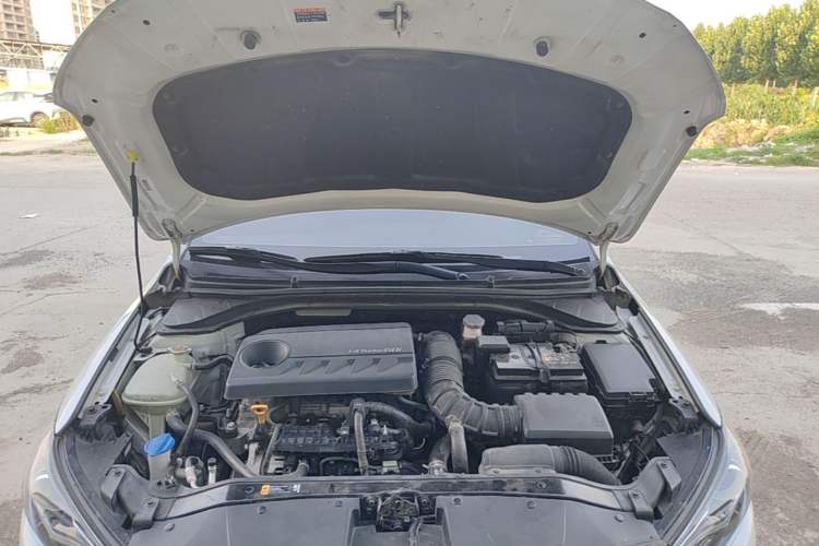 Used Hyundai Elantra (6th Generation / Lingdong) 2020 1.4T Dual-Clutch Xuan Dong · Dynamic Version Engine Bay