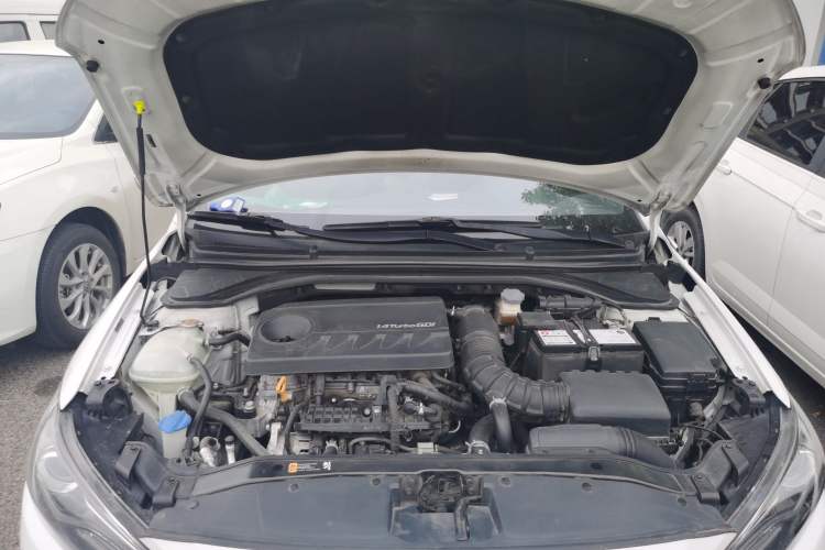 Used Hyundai Elantra (6th Generation / Lingdong) 2020 1.4T Dual-Clutch Xuan Dong · Dynamic Version Engine Bay
