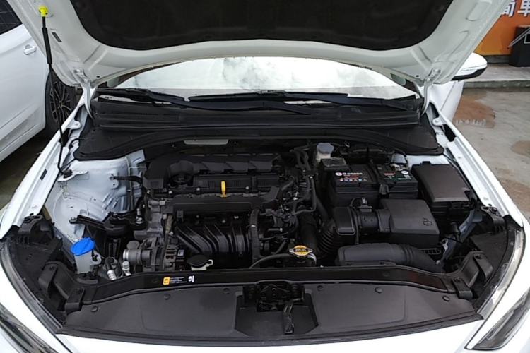 Used Hyundai Elantra (6th Generation / Lingdong) 2020 1.5L CVT Smart & Stylish – Elite Version Engine Bay