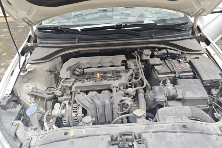 Used Hyundai Elantra (6th Generation / Lingdong) 2020 1.5L CVT Smart & Stylish – Elite Version Engine Bay