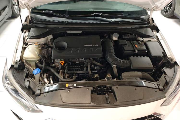 Used Hyundai Elantra (6th Generation / Lingdong) 2020 1.4T Dual-Clutch Xuan Dong · Dynamic Version Engine Bay