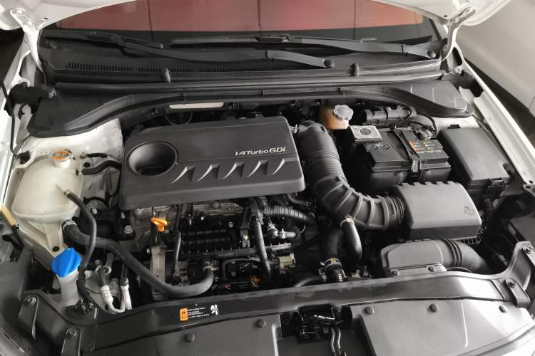 Used Hyundai Elantra (6th Generation / Lingdong) 2020 1.4T Dual-Clutch Xuan Dong · Dynamic Version Engine Bay