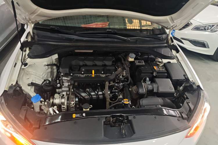 Used Hyundai Elantra (6th Generation / Lingdong) 2020 1.5L CVT Smart & Stylish – Elite Version Engine Bay