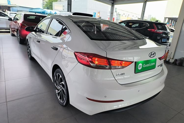 Used Hyundai Elantra (6th Generation / Lingdong) 2020 1.5L CVT Smart & Stylish – Elite Version Exterior 2