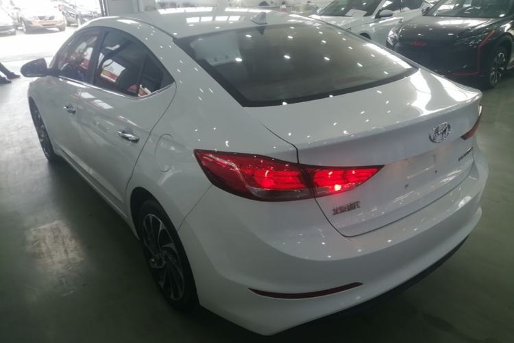 Used Hyundai Elantra (6th Generation / Lingdong) 2020 1.5L CVT Smart & Stylish – Elite Version Exterior 2