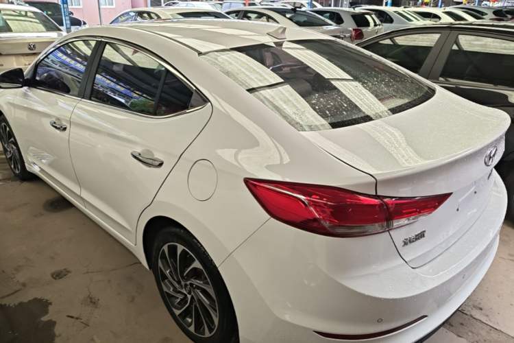 Used Hyundai Elantra (6th Generation / Lingdong) 2020 1.5L CVT Smart & Stylish – Elite Version Exterior 2
