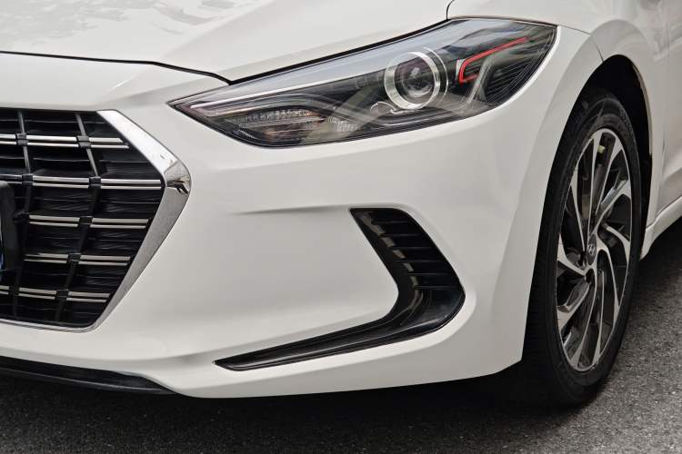 Used Hyundai Elantra (6th Generation / Lingdong) 2020 1.4T Dual-Clutch Xuan Dong · Dynamic Version Exterior 3