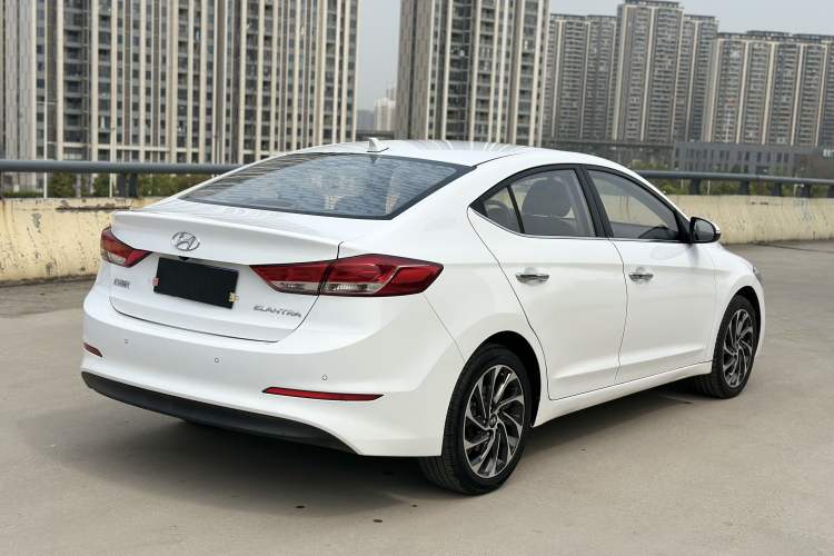 Used Hyundai Elantra (6th Generation / Lingdong) 2020 1.5L CVT Smart & Stylish – Elite Version Exterior 3